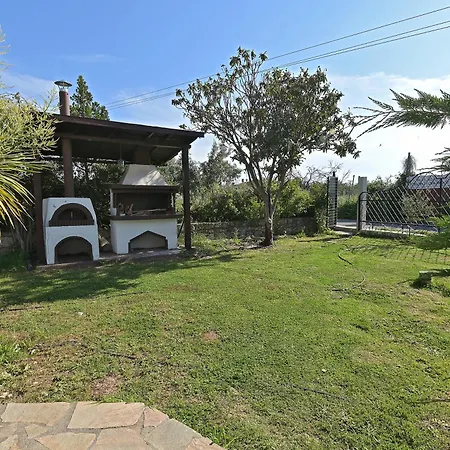 Aeolos Stone House 펜션 네아 포티데아