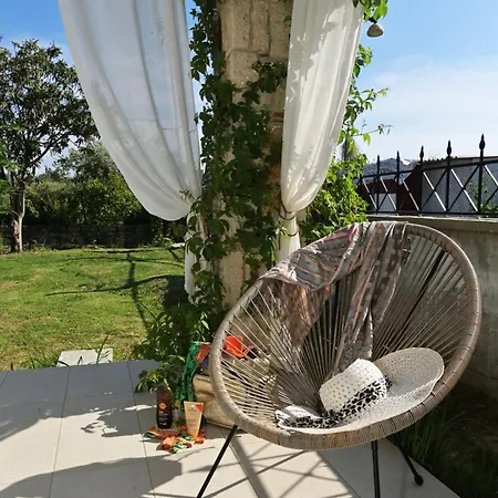 Aeolos Stone House 펜션 *