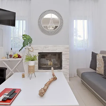 펜션 Aeolos Stone House *