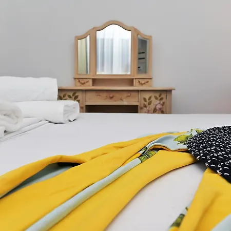 Joanna's Stone House 펜션 네아 포티데아