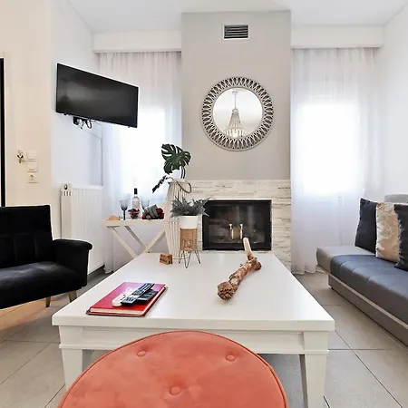 Aeolos Stone House 네아 포티데아