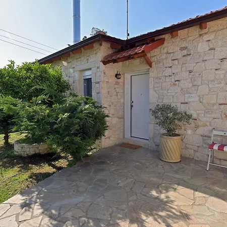 Aeolos Stone House Feriehus Nea Poteidaia